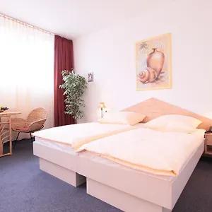ib-hotel-am-wallgraben.stuttgart-hotel.com/